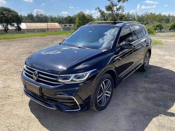 VOLKSWAGEN TIGUAN 2.0 300 TSI GASOLINA ALLSPACE R-LINE AUTOMÁTICO VOLKSWAGEN TIGUAN 2.0 300 TSI GASOLINA ALLSPACE R-LINE AUTOMÁTICO